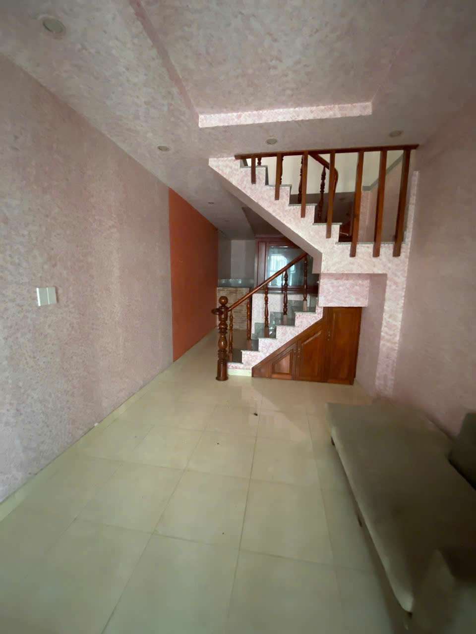 Nhà phố 2 tầng 55m² hẻm Lê Văn Việt Hiệp Phú Thủ Đức giá 3.25 Tỷ