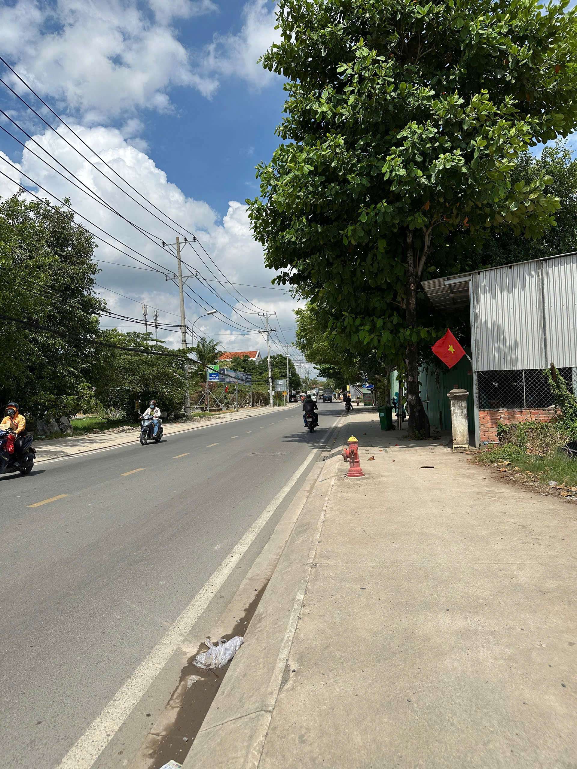 Bán nhà mặt tiền Nguyễn Duy Trinh – Thủ Đức | 685m² đất – 2 tầng | Mặt hậu rộng 16.5m