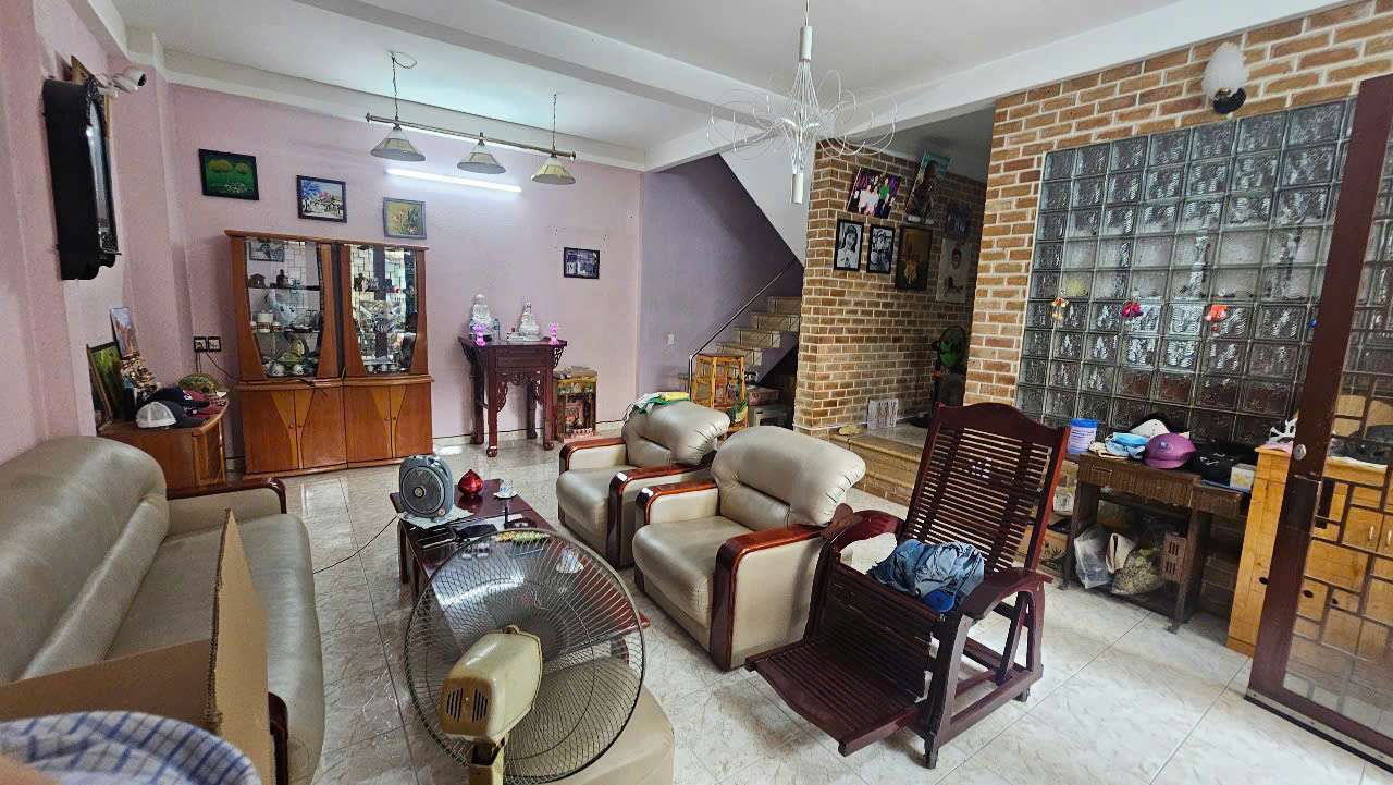 Bán Nhà Phố Mặt Tiền 104 Phùng Văn Cung – Phú Nhuận | Diện Tích 159m² – 2 Tầng
